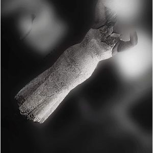 Wedding Dress says size 14. Fits like a 6 NWT